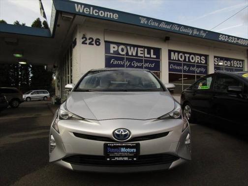 2016 Toyota Prius Four Touring