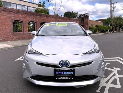 2016 Toyota Prius Four Touring