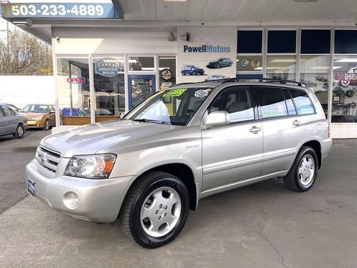 Millennium Silver Metallic 2005 Toyota Highlander Limited