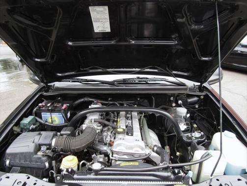 2001 Chevrolet Tracker Hard Top Base
