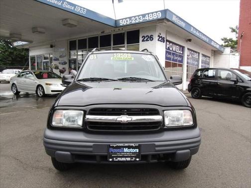 2001 Chevrolet Tracker Hard Top Base