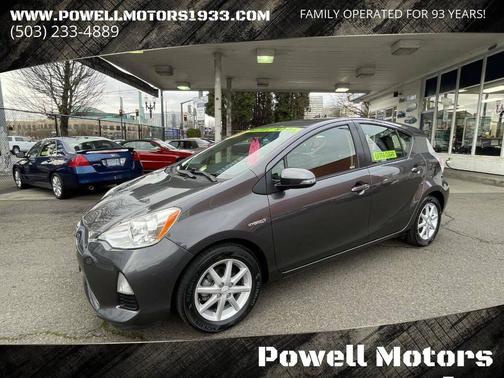 2014 Toyota Prius c Three