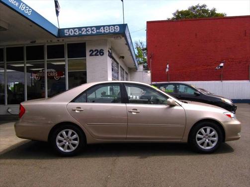 2003 Toyota Camry XLE