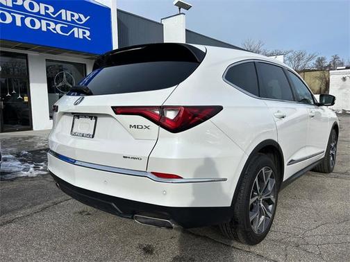2023 Acura MDX 