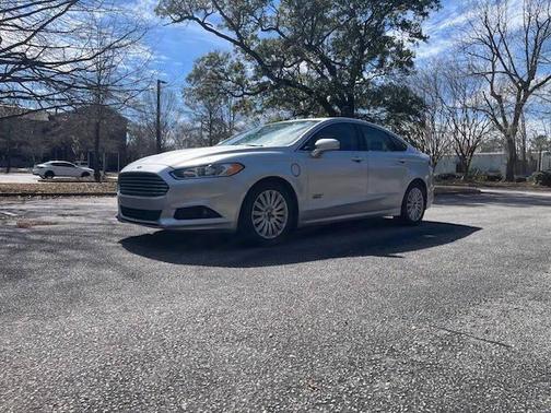 2015 Ford Fusion Energi SE Luxury
