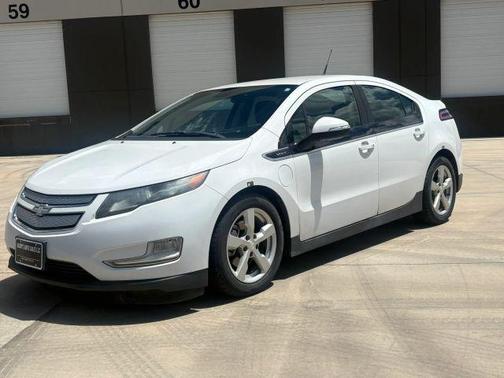 White 2014 Chevrolet Volt Base