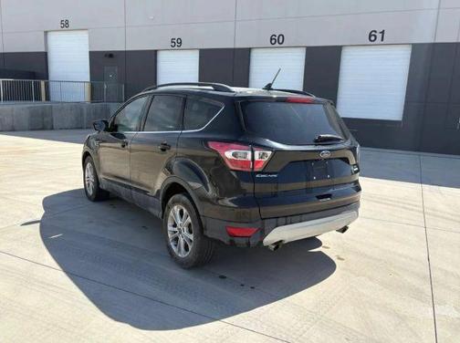 Black 2018 Ford Escape SE