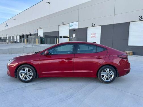 Red 2020 Hyundai ELANTRA SEL