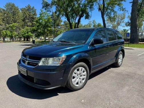 Blue 2015 Dodge Journey SE