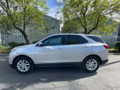 Gray 2018 Chevrolet Equinox 1LT
