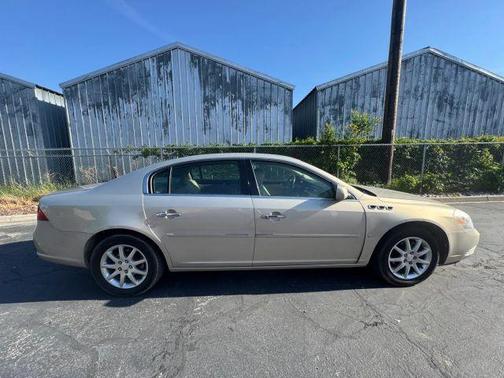 Gray 2008 Buick Lucerne CXL