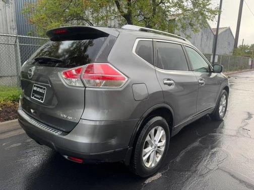 Gun Metallic 2015 Nissan Rogue SV