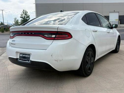 White 2014 Dodge Dart SE