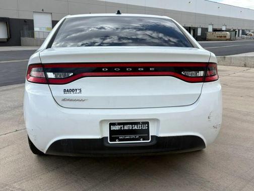White 2014 Dodge Dart SE