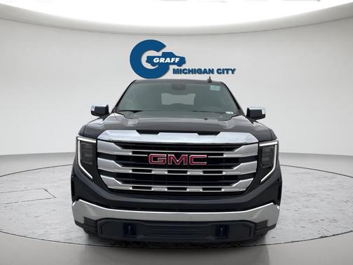 Onyx Black 2026 GMC Sierra 1500 SLE