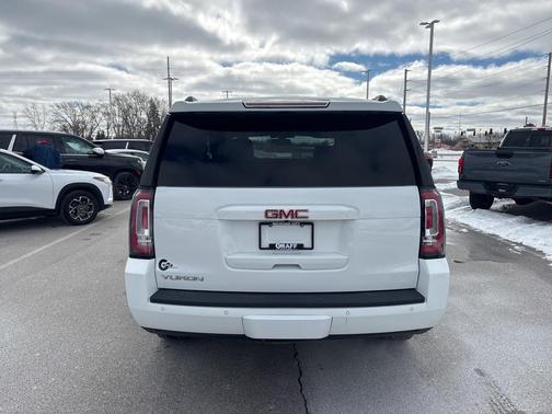 2017 GMC Yukon SLE