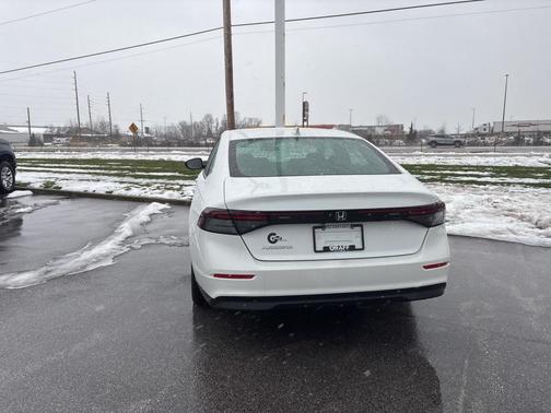 2023 Honda Accord LX 1.5T