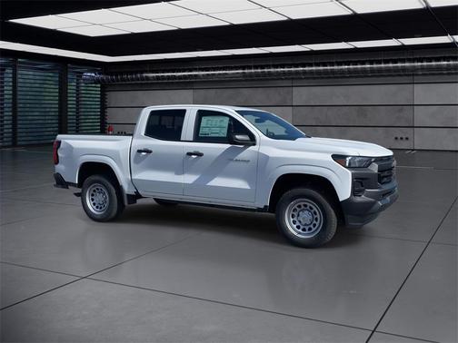 2025 Chevrolet Colorado WT