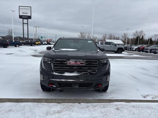 2026 GMC Acadia AT4 AWD