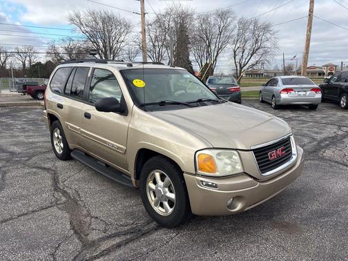 Sand Beige Metallic 2005 GMC Envoy SLE