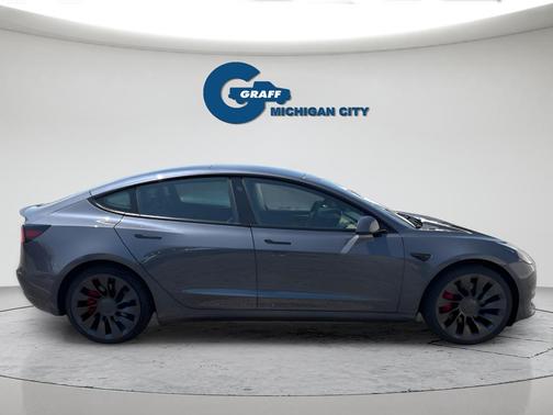 Midnight Silver Metallic 2023 Tesla Model 3 Performance