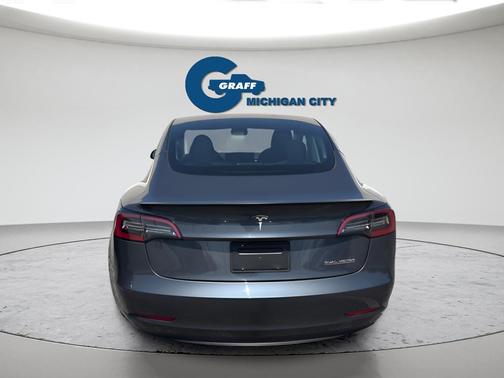 Midnight Silver Metallic 2023 Tesla Model 3 Performance