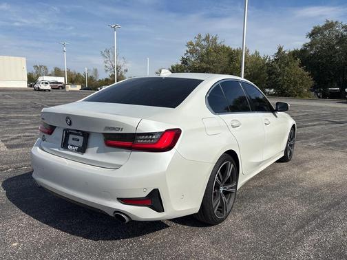 2021 BMW 330 xDrive