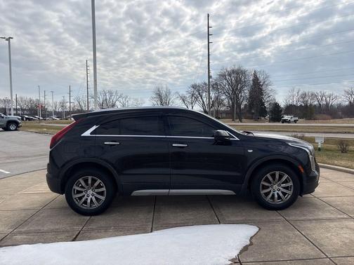 2019 Cadillac XT4 Premium Luxury