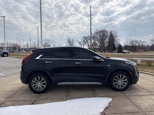 2019 Cadillac XT4 Premium Luxury