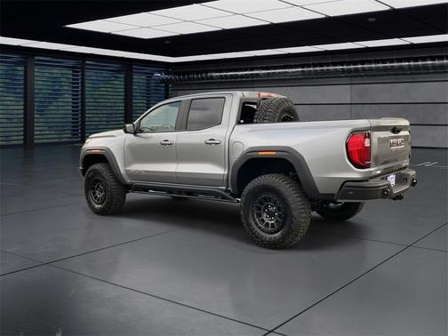 2024 GMC Canyon AT4X