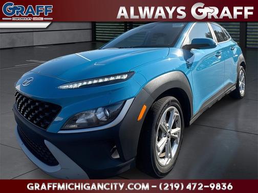 2022 Hyundai KONA SEL