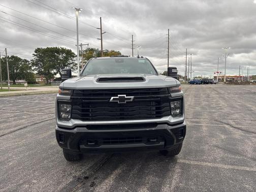 2026 Chevrolet Silverado 2500 Custom