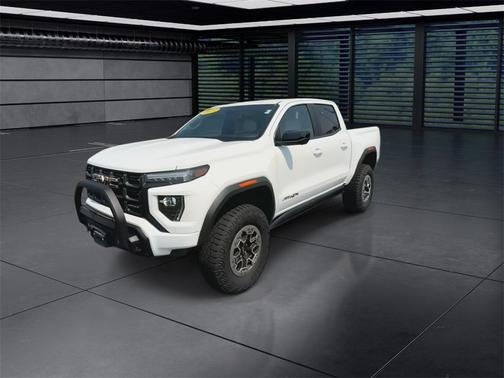 2023 GMC Canyon AT4X