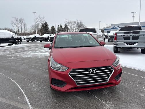 2022 Hyundai Accent SE