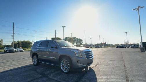 2018 Cadillac Escalade Luxury