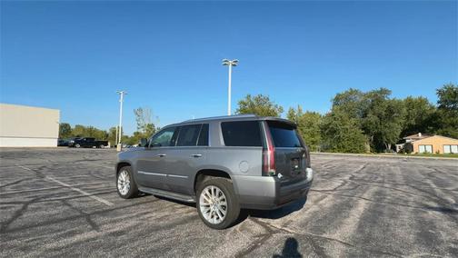 2018 Cadillac Escalade Luxury