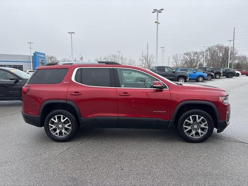 2023 GMC Acadia FWD SLT