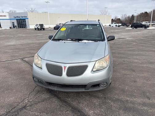 2008 Pontiac Vibe Base