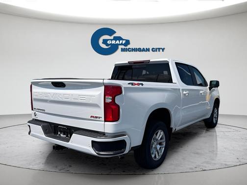 Summit White 2026 Chevrolet Silverado 1500 RST