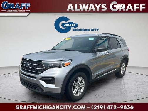 ICONIC SILVER METALLIC 2024 Ford Explorer XLT