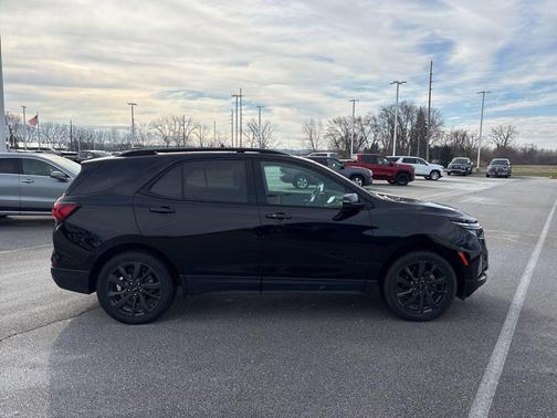 2023 Chevrolet Equinox AWD RS
