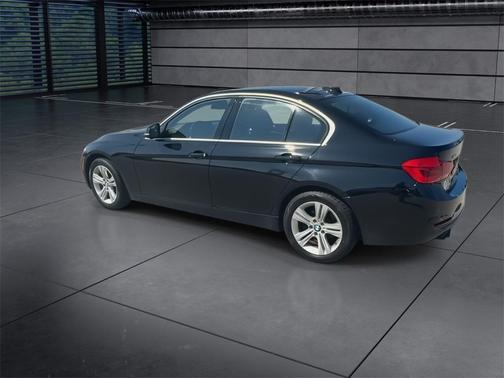 2018 BMW 330 xDrive
