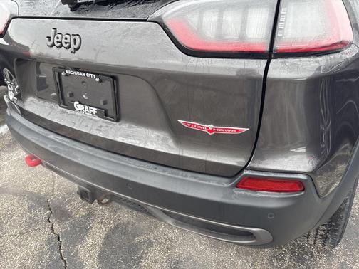 2020 Jeep Cherokee Trailhawk