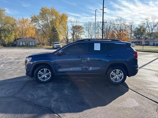 2022 GMC Terrain SLE