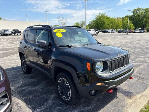 Black 2016 Jeep Renegade Trailhawk