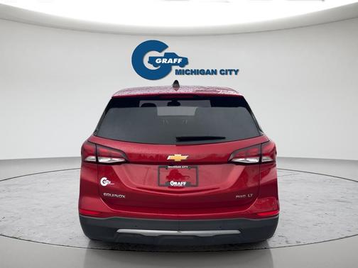 Radiant Red Tintcoat 2023 Chevrolet Equinox 1LT