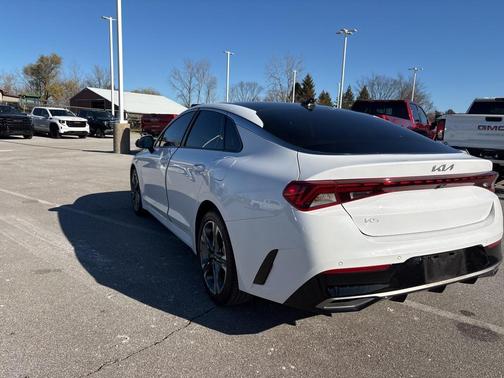 2024 Kia K5 EX