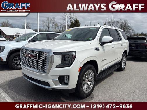 White Frost Tricoat 2021 GMC Yukon Denali