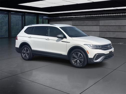 2024 Volkswagen Tiguan 2.0T Wolfsburg Edition