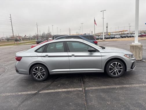 2025 Volkswagen Jetta 1.5T Sport